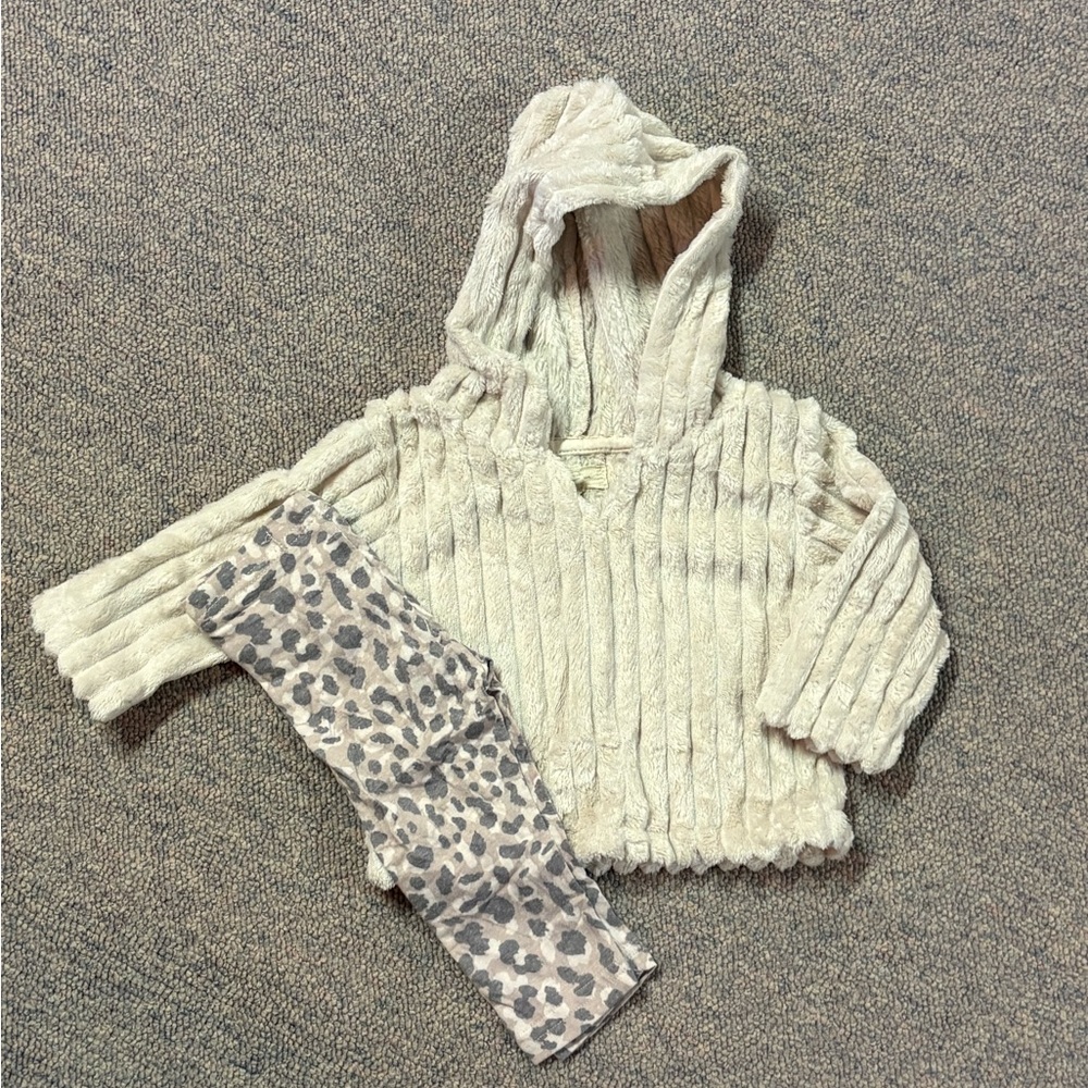 Jessica Simpson Cream Hoodie and Leopard Leggings Set